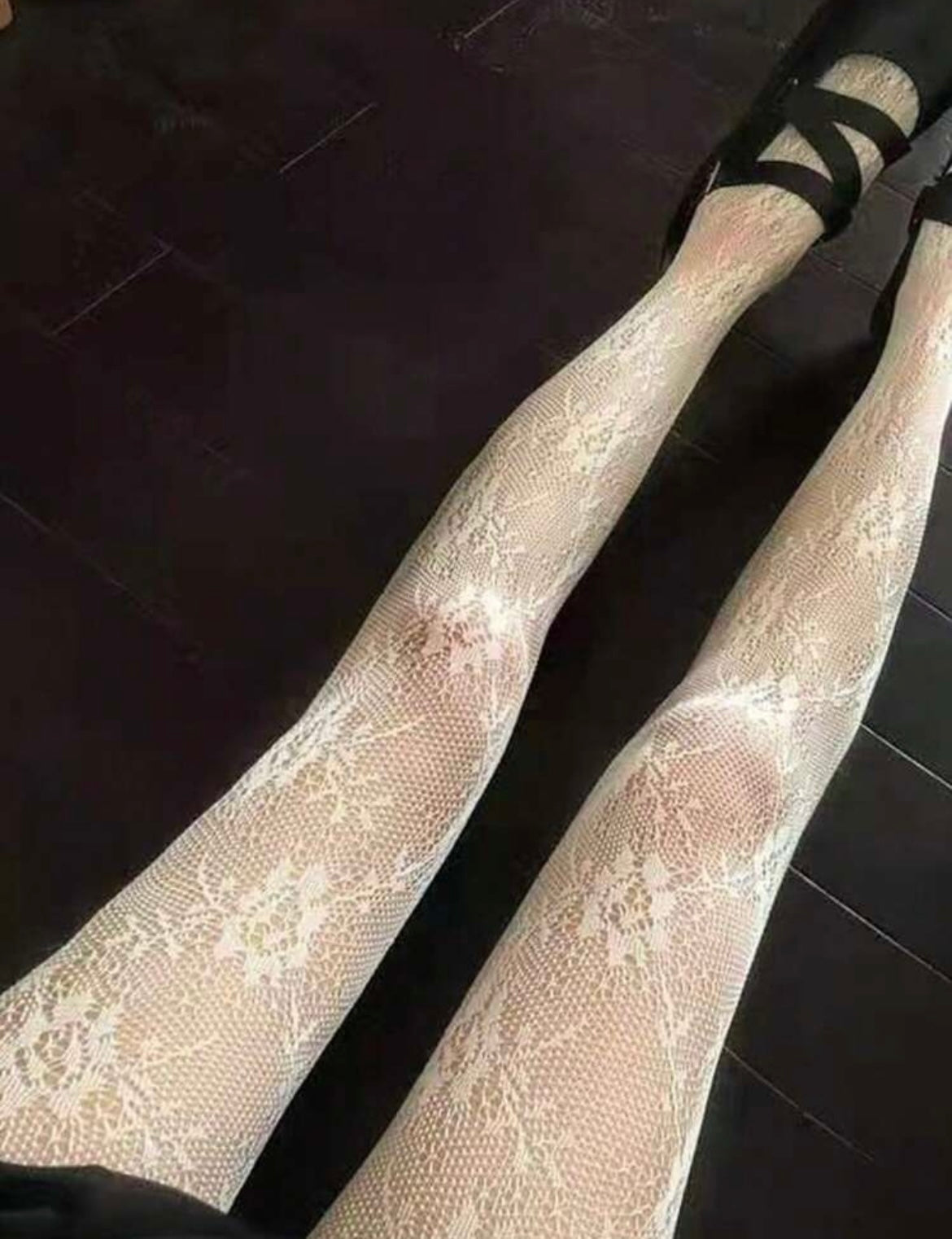 Collants Résille Fleuri Vintage – Noir & Blanc